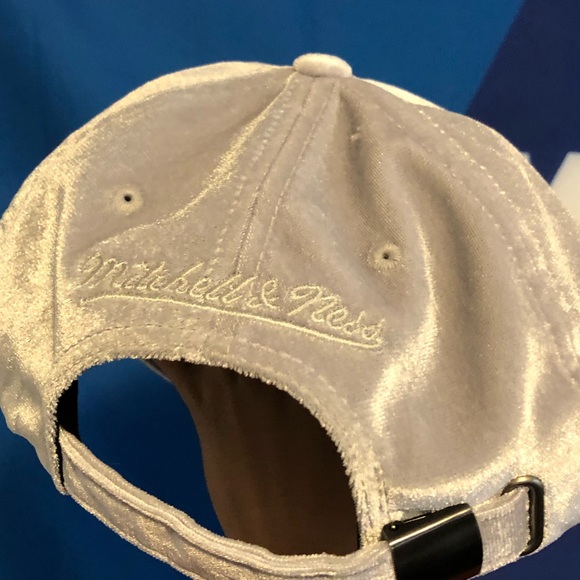 Mitchell & Ness Ball Cap - Picture 3 of 3
